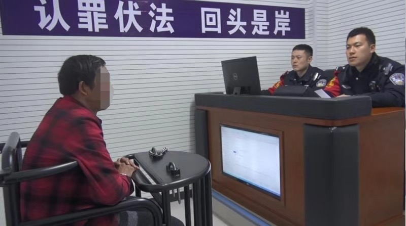 “beat365”李宗盛音乐剧《当爱已成往事》巡演深圳站 金池演绎再引期待(图1) “beat365”李宗盛音乐剧《当爱已成往事》巡演深圳站 金池演绎再引期待(图1)