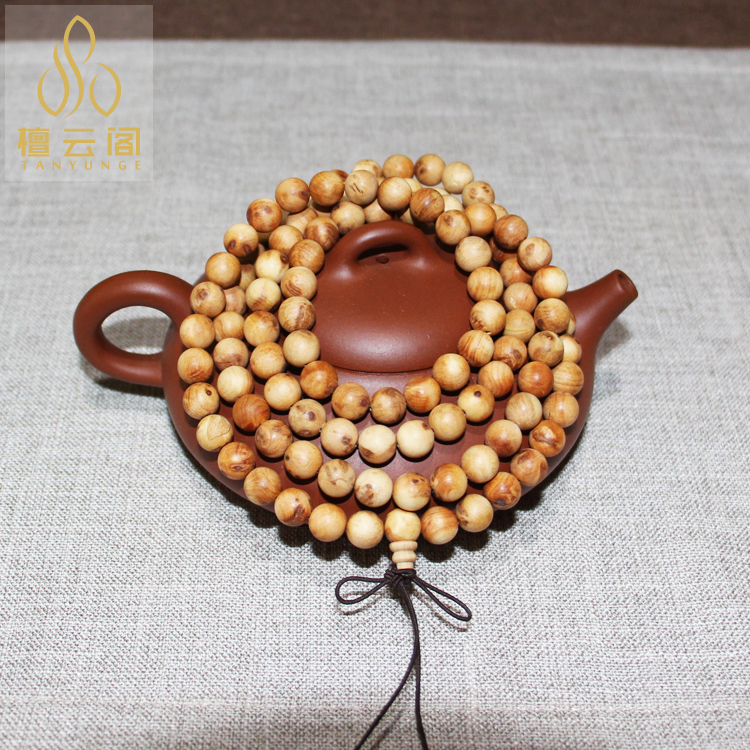 关喆香港演出辞旧迎新 新、老曲目齐唱响展现不俗实力“beat365”(图2) 关喆香港演出辞旧迎新 新、老曲目齐唱响展现不俗实力“beat365”(图2)